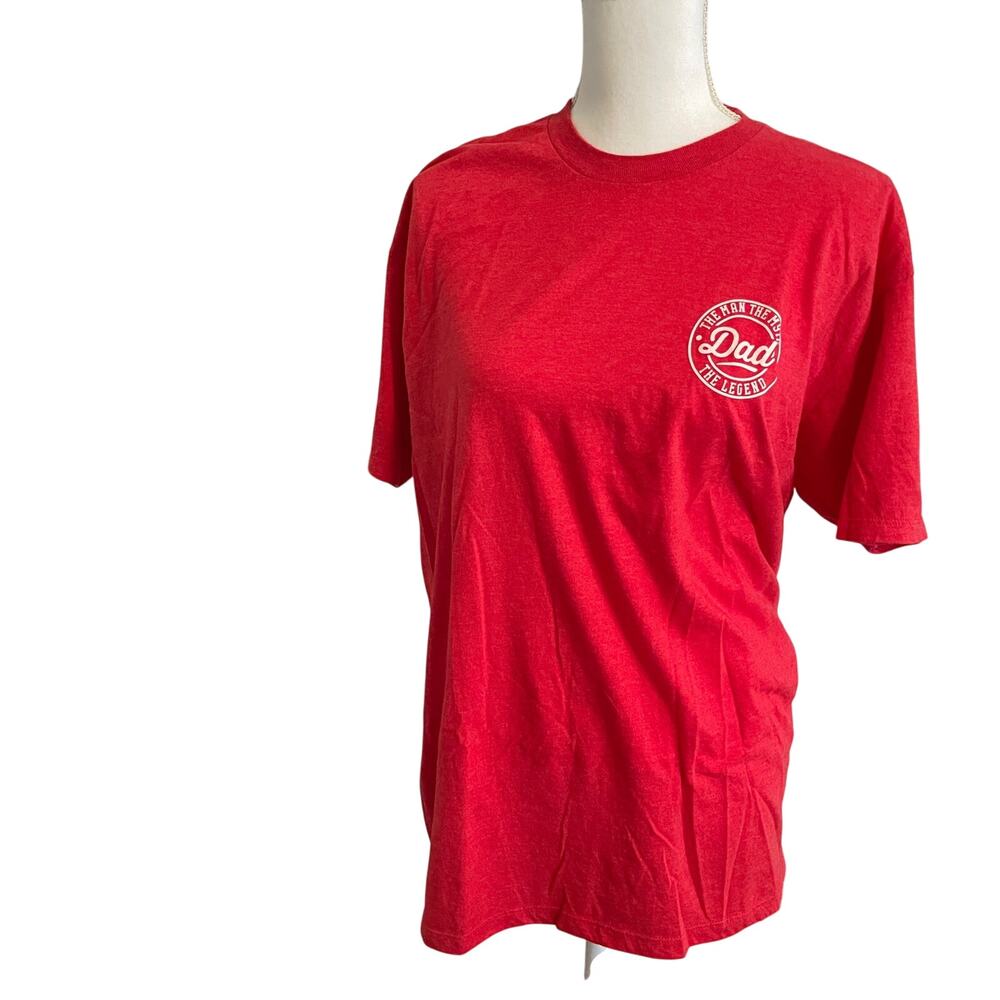 Alstyle ultimate size XL, Dad Red the man, the myth, the legend shirt